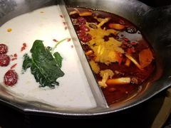 -湊湊火锅·茶憩(打浦桥日月光店)