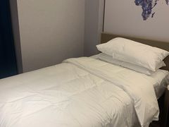 -凯理亚泊酒店(广州火车站小北地铁站店)