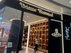 -VivienneWestwood(万象城店)