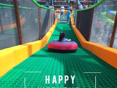 -蒙特利亲子乐园