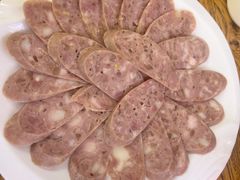 -溢心园香河肉饼总店