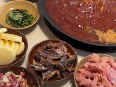 -岗上渣渣老火锅(两路口店)