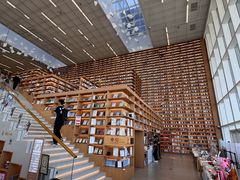 -朵云书院(滴水湖店)