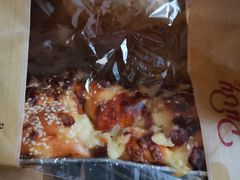 -红宝石·鲜奶小方·海派西点房(四平店)