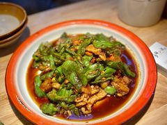 鲜椒小炒肉-思博半步颠小酒馆(梦时代店)