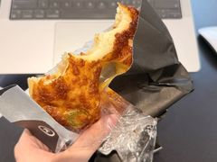 -HOT CRUSH趁热集合·现烤面包(环球港店)