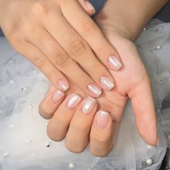 -UN·桃喜日系美睫美甲