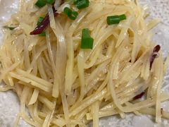酸辣土豆丝-75幢私房菜馆
