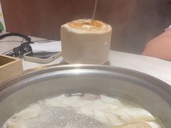 -喃喃椰·糟粕醋·椰子鸡火锅(七堡花园店)