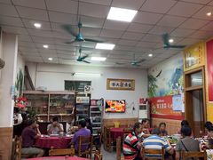 -雄仔农家菜馆·特色葱油鸡(六祖店)