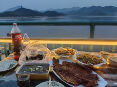-望湖烤鱼