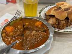 葡式牛肉烩三角豆-喜莲咖啡