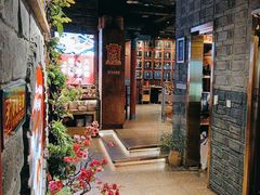 -老牌坊云南鱼豆花火锅(哈西万达店)