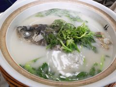 砂锅鱼头汤-鱼水情·农家菜·大鱼头(南山竹海店)