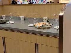 自助取餐区-小鱼小牛·鱼牛干锅·脆鱼火锅(世欧广场店)