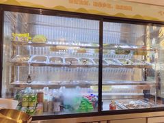 -天成·潮州牛肉脆肉鱼生蚝自助火锅