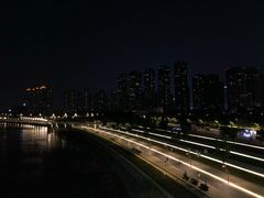 -南京眼步行桥