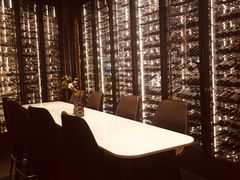 -wineapp葡萄酒餐吧(外滩金融中心店)