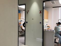 -齐玉齿科JADENTAL