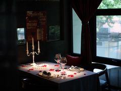 -弦月窗LUNETTE BY AMANDA(复兴路店)