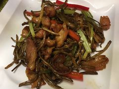 茶树菇炒猪颈肉-陵水富力轩餐厅(富力湾店)