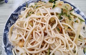 Cold Noodles, Cold Vermicelli, and Beef Tripe