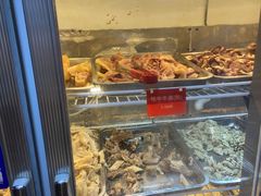 -金鼎雪山牦牛杂火锅(理县总店)
