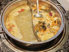 -一席地·本地鸡窝·杭帮鸡火锅(萧山银隆百货店)