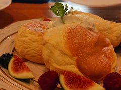 莓果奶油芝士舒芙蕾松饼-UPPER KITCHEN(延安路店)