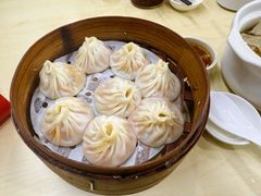 -莱莱小笼·乔艾