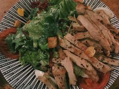 凯撒沙拉配香草鸡胸肉-碧特博格·20年品牌西餐厅(芜湖路店)