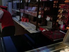 -红宝石·鲜奶小方·海派西点房(丰庄店)