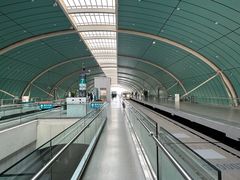 -龙阳路磁悬浮列车总站-停车场