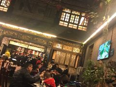 等位区-蔼若春.传承三十年云南菜(金碧公园店)