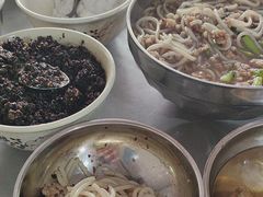-正宗杨记普洱酸醋米线(总店)