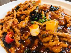 鱼香锅巴肉丝-刘胖子家常菜·蹄花焖藕(中南店)