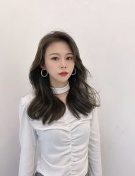 -变画·发型STUDIO