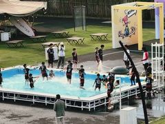 -Riverside河畔少儿足球培训(前滩店)