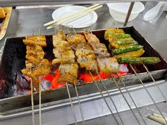 -老广烧烤(骆驼山康馨园店)