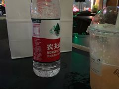 -喜茶(东莞雍华庭店)