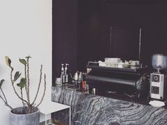 -UNI UNI(环亚凯瑟琳店)