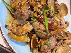-嗨辣小聚·盘锦河蟹·海鲜烧烤龙虾(盘锦十年好店)