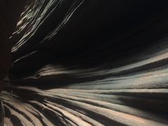 -波浪谷