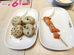 -小杨生煎(金山百联购物中心3楼店)