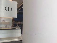 -Dior迪奥(上海世茂广场店)