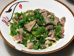小炒拆骨肉-佬麻雀·剁椒鱼头(京基KK One店)
