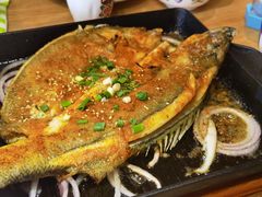 香葱烤鱼-西北45°(世茂广场店)
