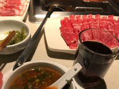 -海底捞火锅鲜切牛肉主题店(长寿路店)