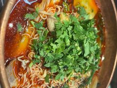 -成都你六姐·牛肉冒菜(上海环宇荟店)