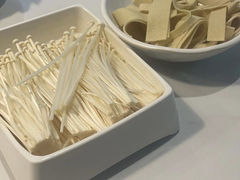 -德林酸菜鱼火锅(南丹店)